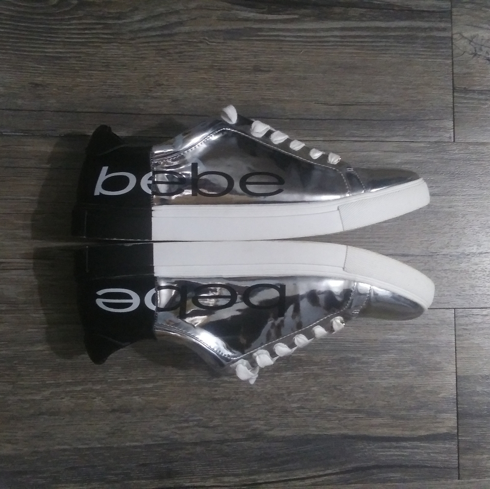 🌺🌺bebe Shoes Size 9.5 sneakers